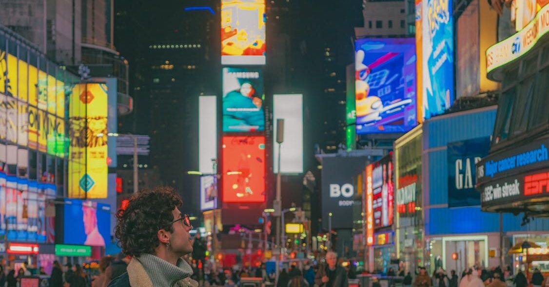The Power of Billboard Advertising: Why People Can’t Help but Look