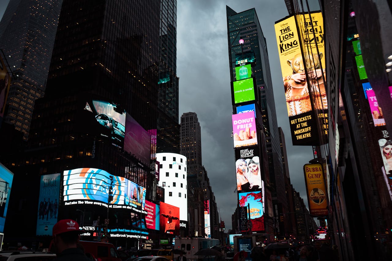 The Hidden Strategy Behind Billboard Placement (That No One Talks About)