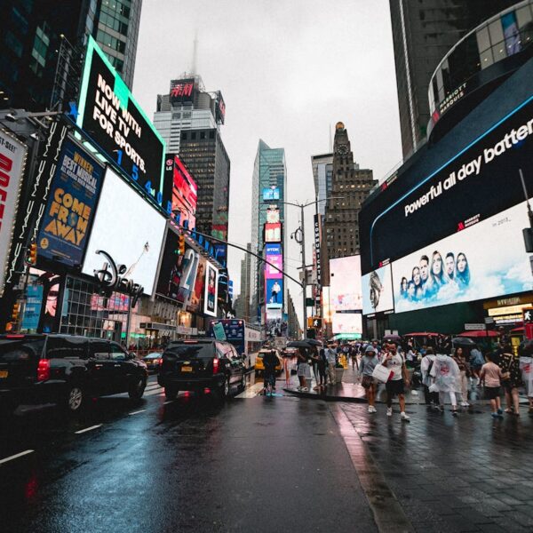 The Psychology of the Passerby: How Outdoor Billboards Influence Split-Second Decisions